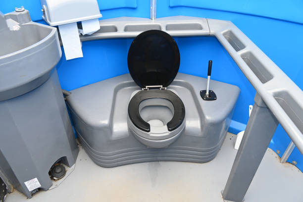 Best Luxury portable toilet rental  in Bidwell, OH